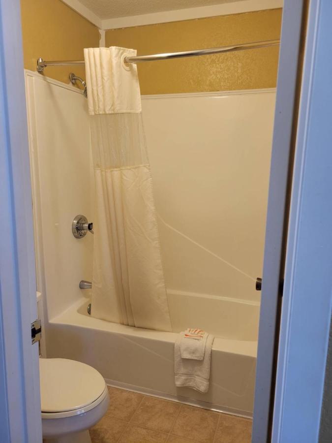 Smokies Inn - New Linens & Ultrafast Wifi - Friendliest Hospitality Guaranteed! Kodak Exterior foto