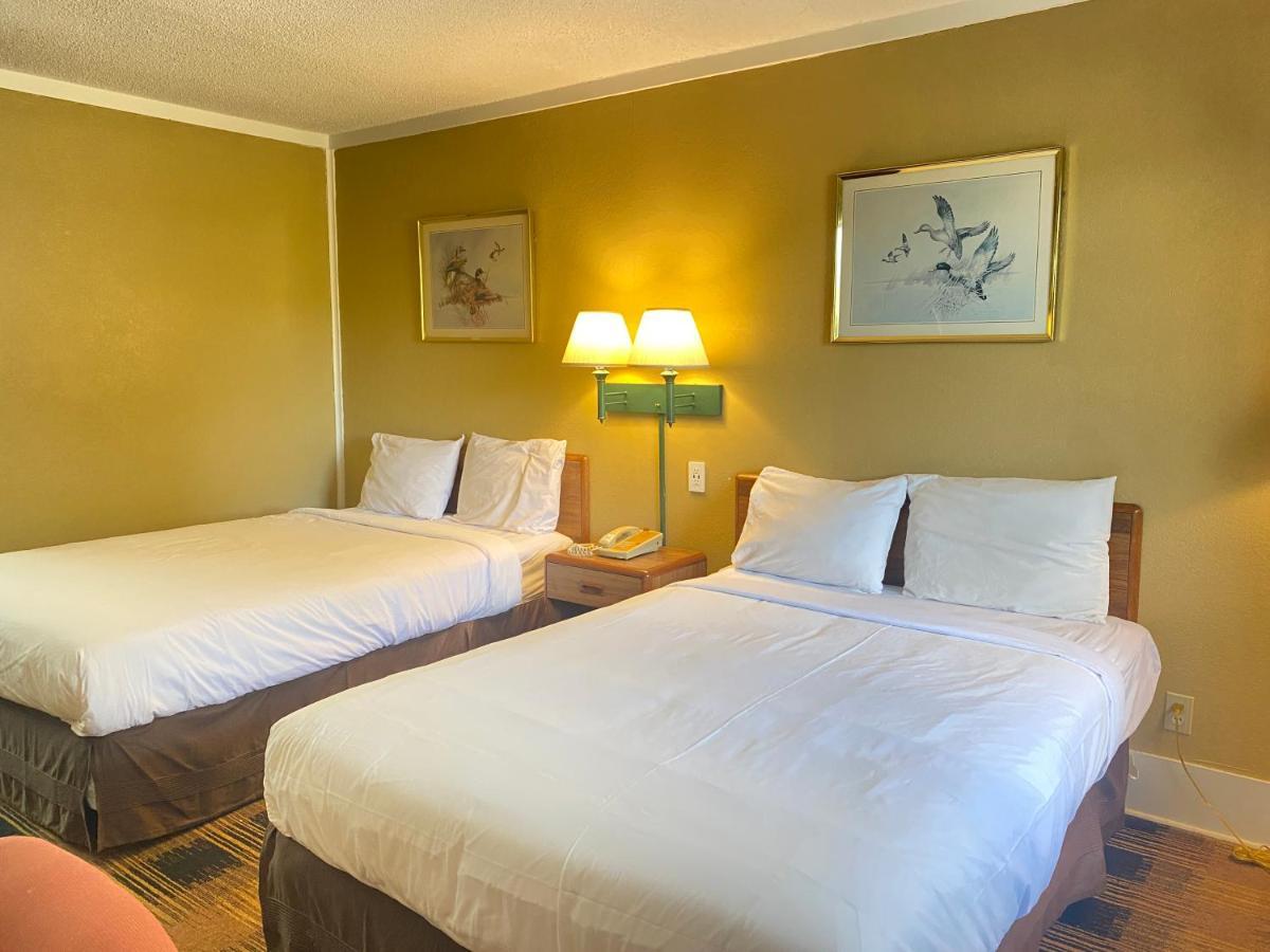 Smokies Inn - New Linens & Ultrafast Wifi - Friendliest Hospitality Guaranteed! Kodak Exterior foto